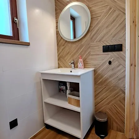 Pod Skala Апартаменты Nowa Wies (Klodzko)